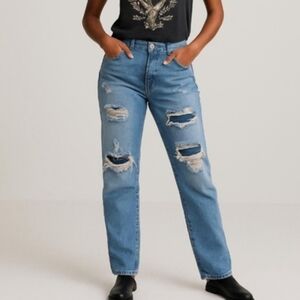 Aeropostale Distressed Boyfriend Jeans Size 2R NWT